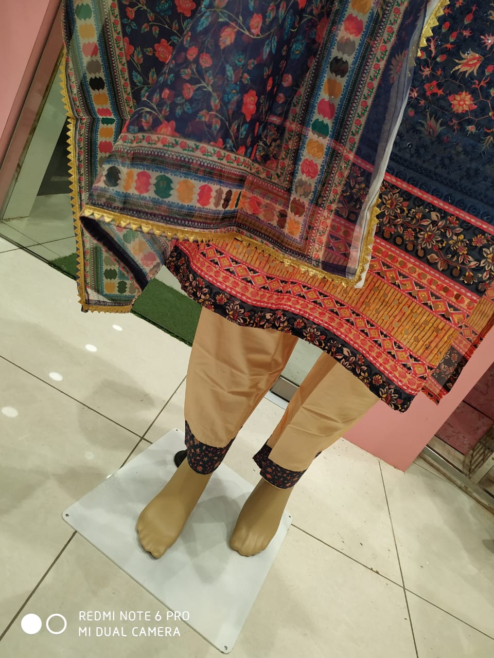 Women's kurti set with pant and dupatta, blue ( Lfst 49)