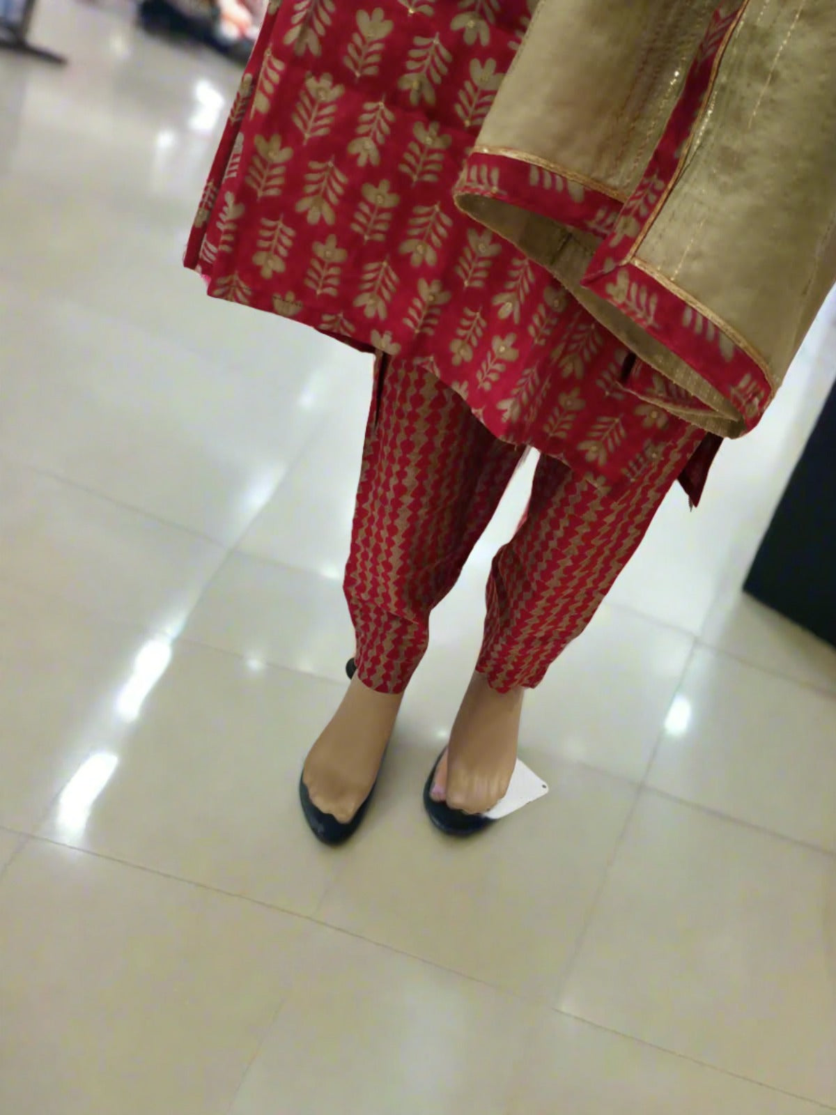 Women's Partywear kurti set with pant and dupatta,red( Lfst 46)