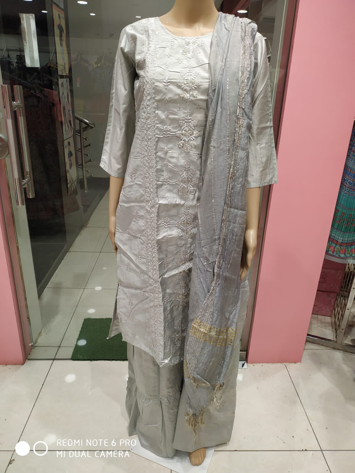 Women's kurti set with sharara and dupatta ( Lfst 43)