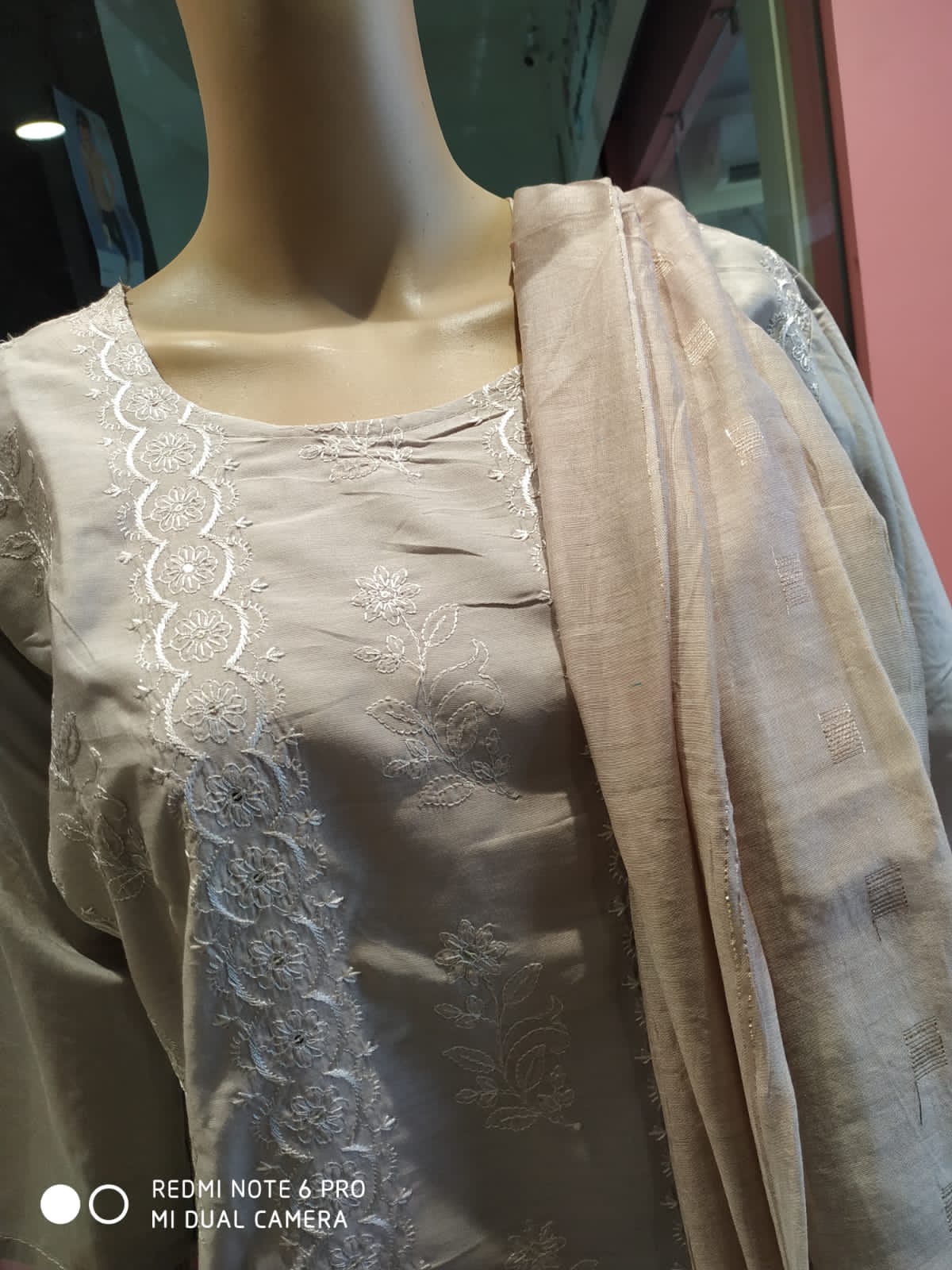 Women's kurti set with pant and dupatta peach/grey ( Lfst 32 )