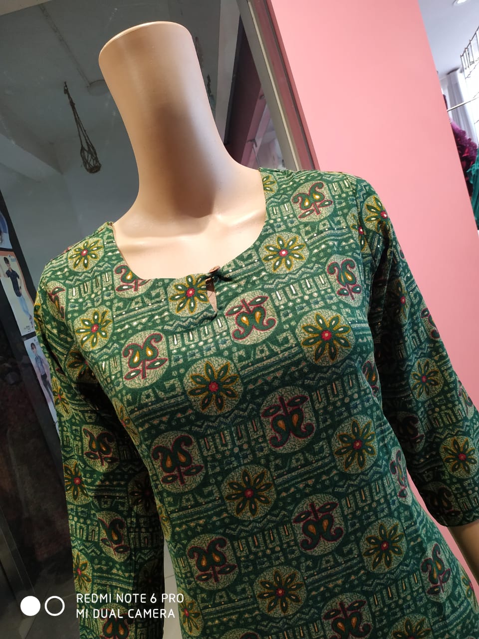 Women's kurti set with pant ( Lfst 22)