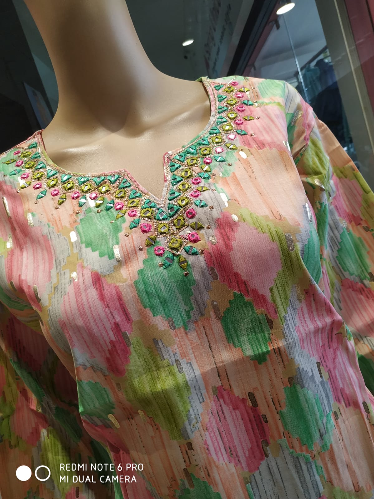 straight cut kurti , muticolour ( Lst 45)