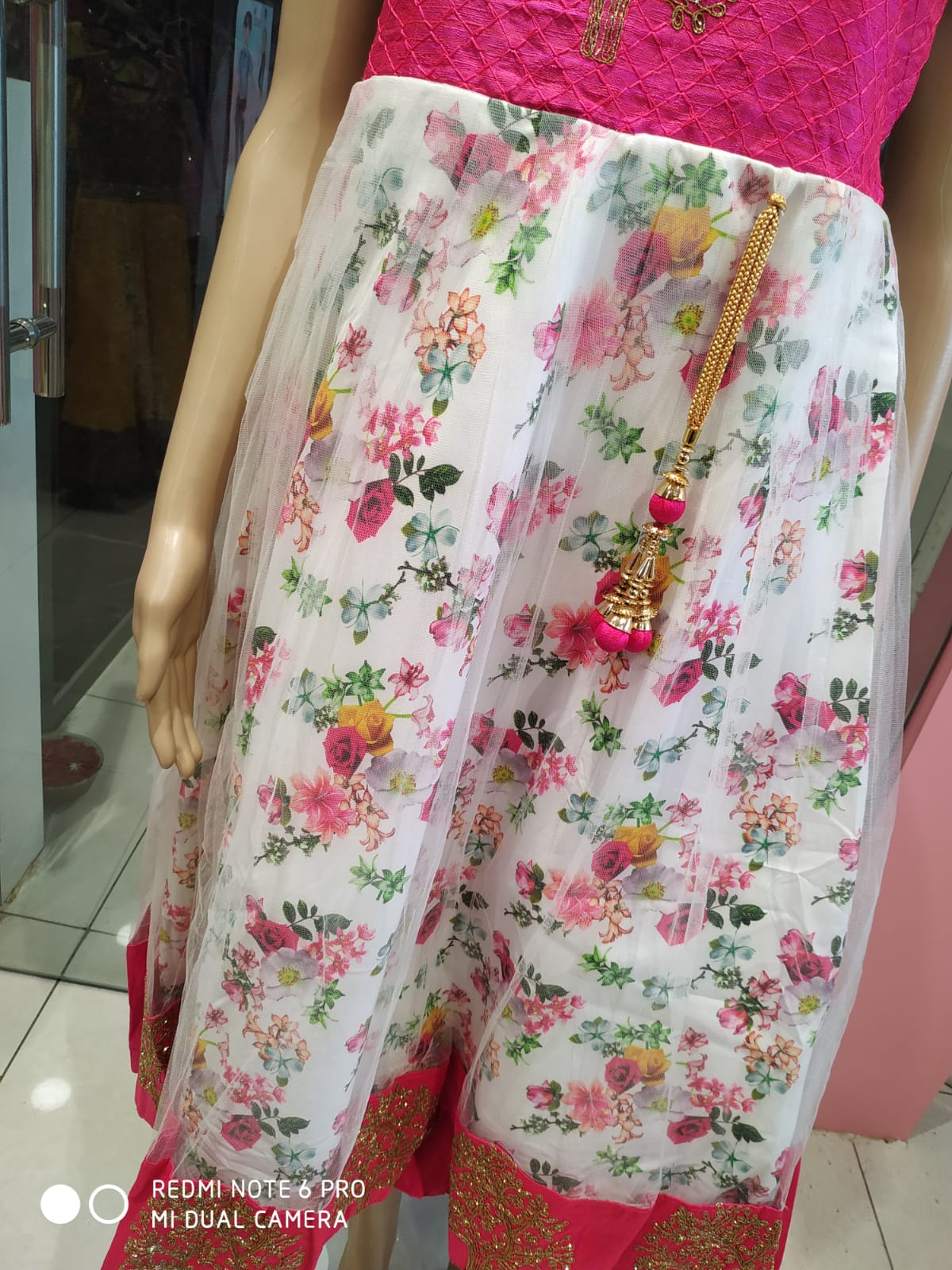 girls beautiful frock/ gown, white & pink ( e 53)