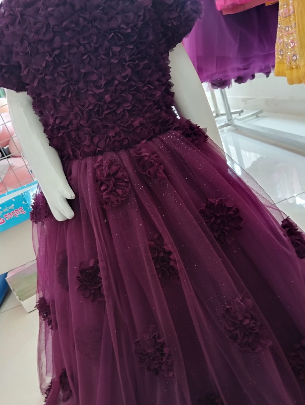 girls beautiful party frock, long , colour wine ( prbx 60)