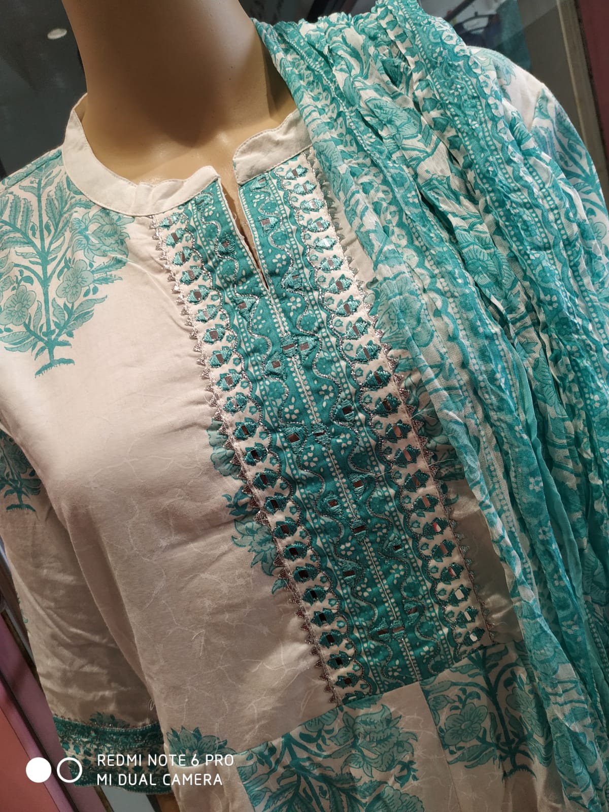 Women's kurti set with pant and dupatta, cotton plus size, white ( NL 18)