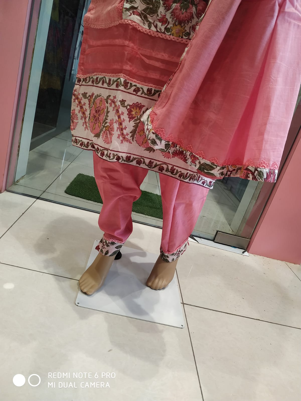 Women's designer kurti set with pant and dupatta, peach( NL 19)