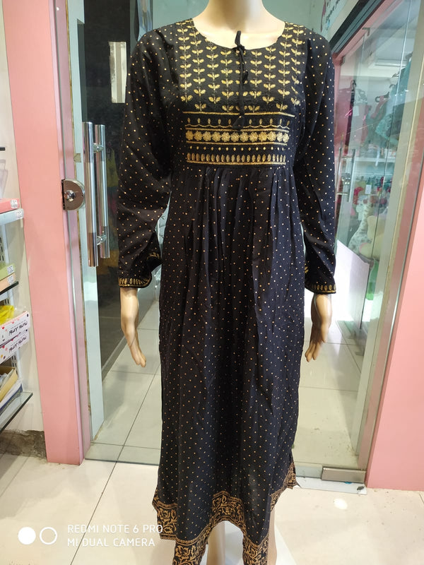 Flayered Umbrella gown, black( Lst 65)