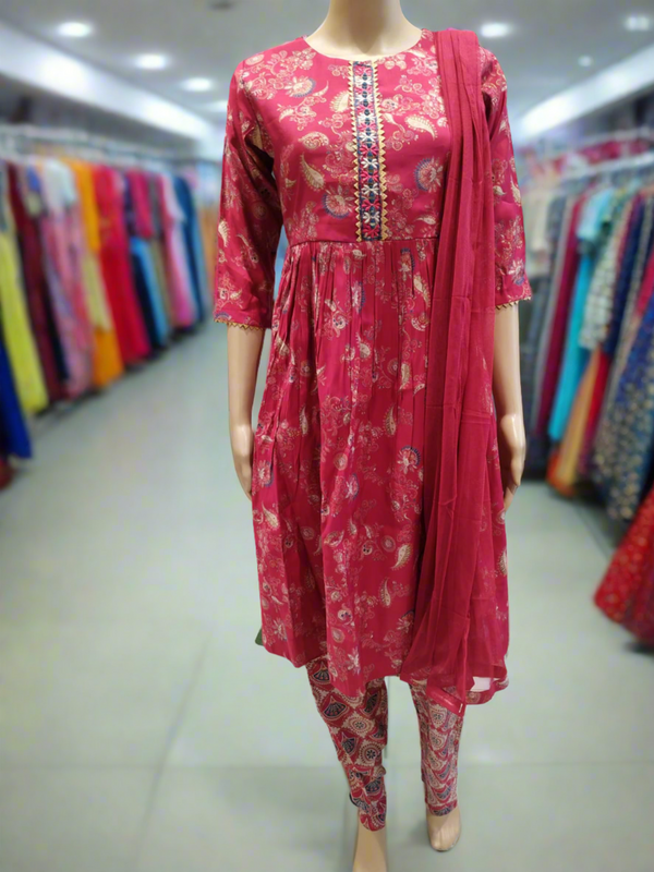 Women's Kurti Set with Pant and Dupatta - Red and Green